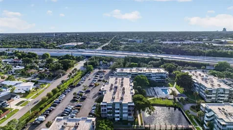 2761 Taft Street Hollywood FL 33020