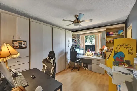 11730 NW 12th Street Pembroke Pines FL 33026