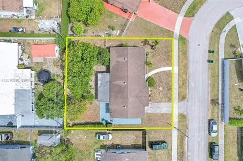 10565 SW 156th Lane Miami FL 33157