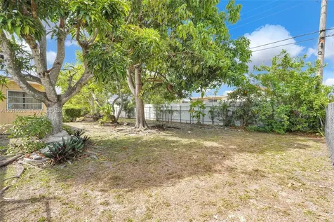 10565 SW 156th Lane Miami FL 33157