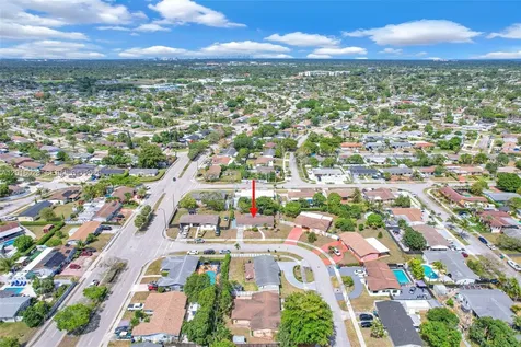 10565 SW 156th Lane Miami FL 33157