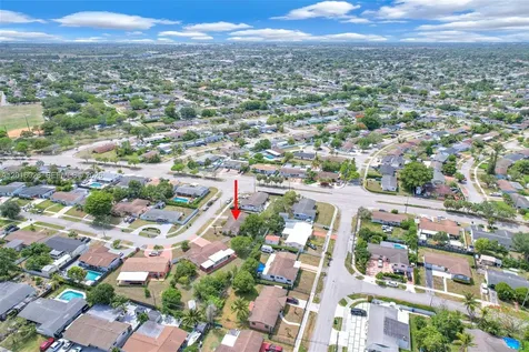 10565 SW 156th Lane Miami FL 33157