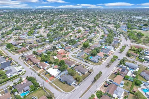 10565 SW 156th Lane Miami FL 33157