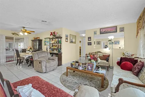10565 SW 156th Lane Miami FL 33157