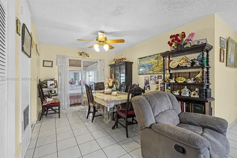 10565 SW 156th Lane Miami FL 33157