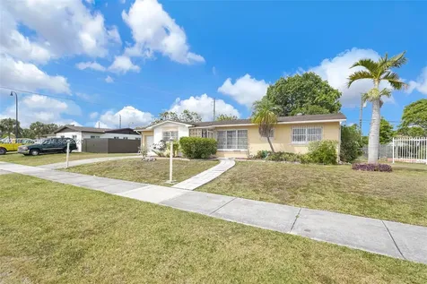 10565 SW 156th Lane Miami FL 33157