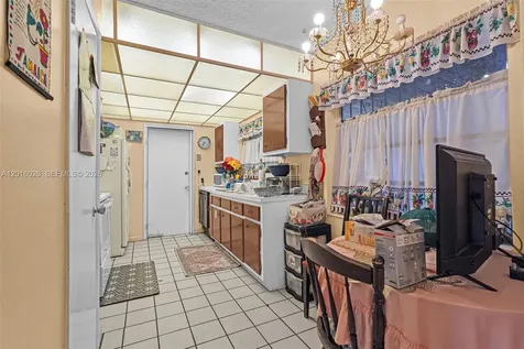 10565 SW 156th Lane Miami FL 33157