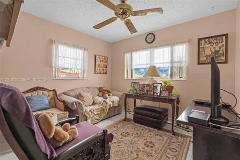 10565 SW 156th Lane Miami FL 33157
