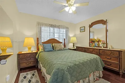 10565 SW 156th Lane Miami FL 33157
