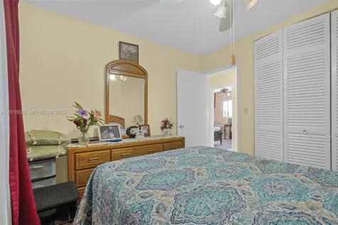 10565 SW 156th Lane Miami FL 33157