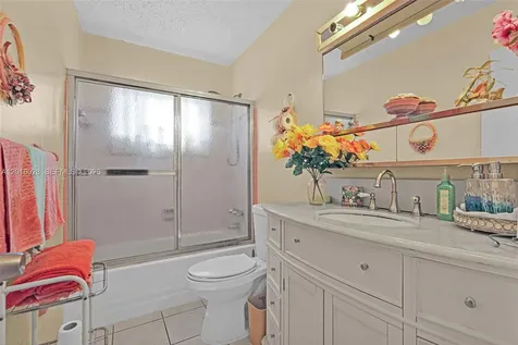 10565 SW 156th Lane Miami FL 33157