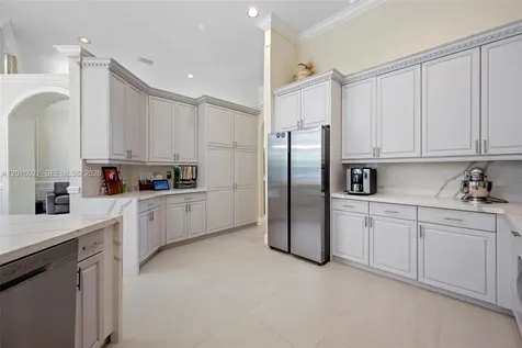 2538 Eagle Run Drive Weston FL 33327