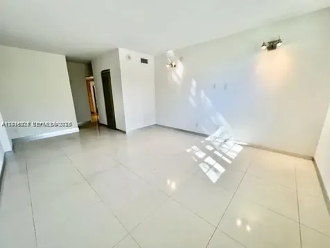 19370 Collins Avenue Sunny Isles Beach FL 33160