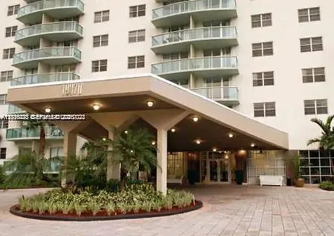 19370 Collins Avenue Sunny Isles Beach FL 33160