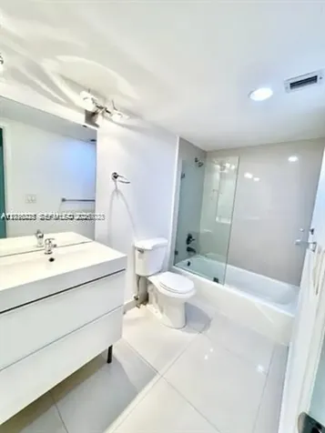19370 Collins Avenue Sunny Isles Beach FL 33160