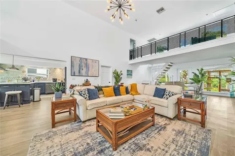 27237 Rio Vista Circle Bonita Springs FL 34135