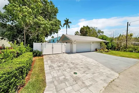 27237 Rio Vista Circle Bonita Springs FL 34135