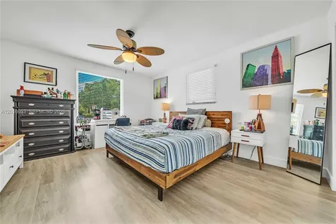 27237 Rio Vista Circle Bonita Springs FL 34135