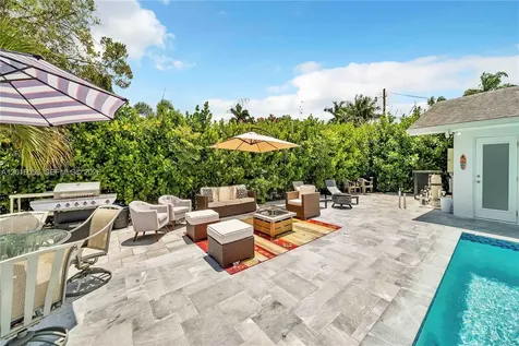 27237 Rio Vista Circle Bonita Springs FL 34135