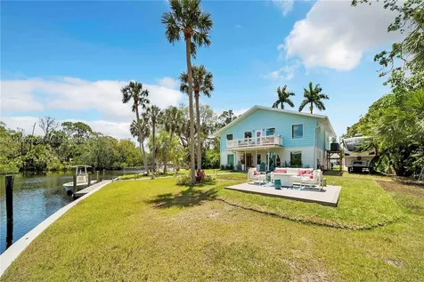 27237 Rio Vista Circle Bonita Springs FL 34135