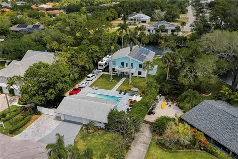 27237 Rio Vista Circle Bonita Springs FL 34135