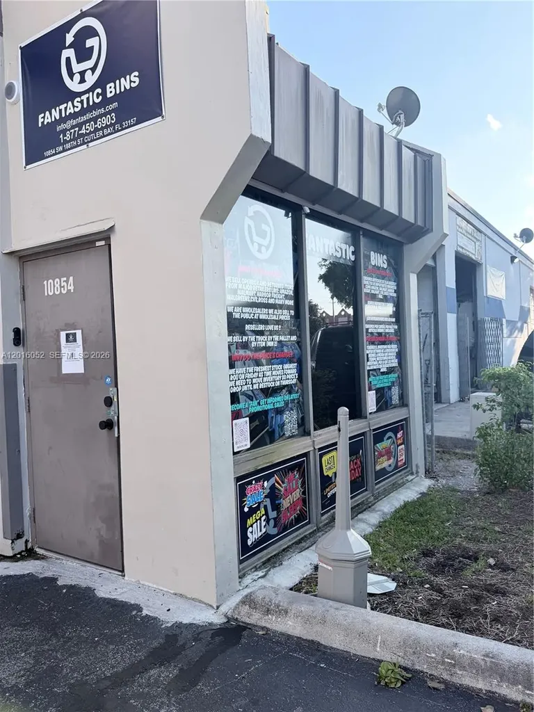 188 Cutler Bay FL 33157