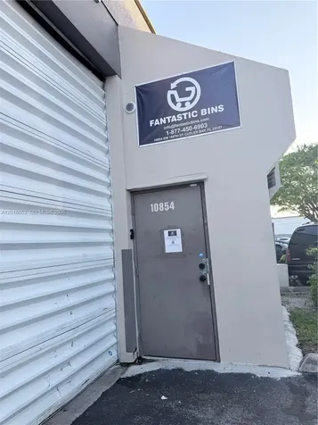 188 Cutler Bay FL 33157