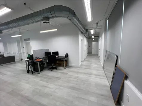 2217 NW 7th Street Miami FL 33125