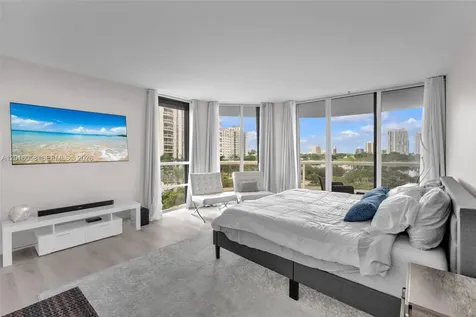 20191 E Country Club Drive Aventura FL 33180