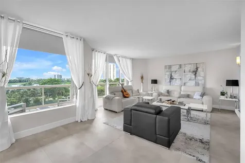 20191 E Country Club Drive Aventura FL 33180