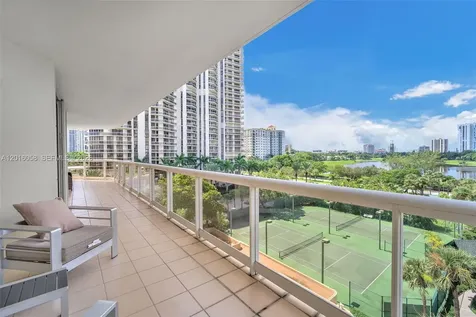 20191 E Country Club Drive Aventura FL 33180