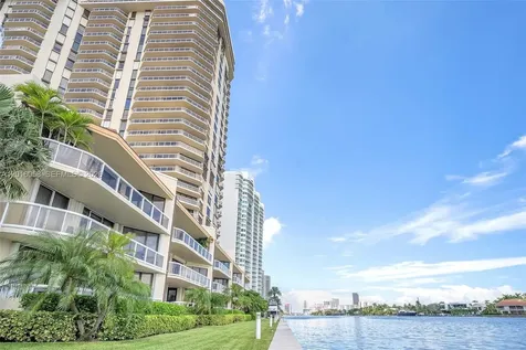 20191 E Country Club Drive Aventura FL 33180