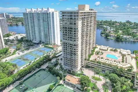 20191 E Country Club Drive Aventura FL 33180