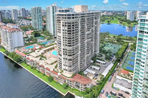 20191 E Country Club Drive Aventura FL 33180
