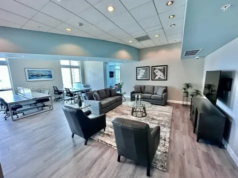 300 S Biscayne Boulevard Miami FL 33131