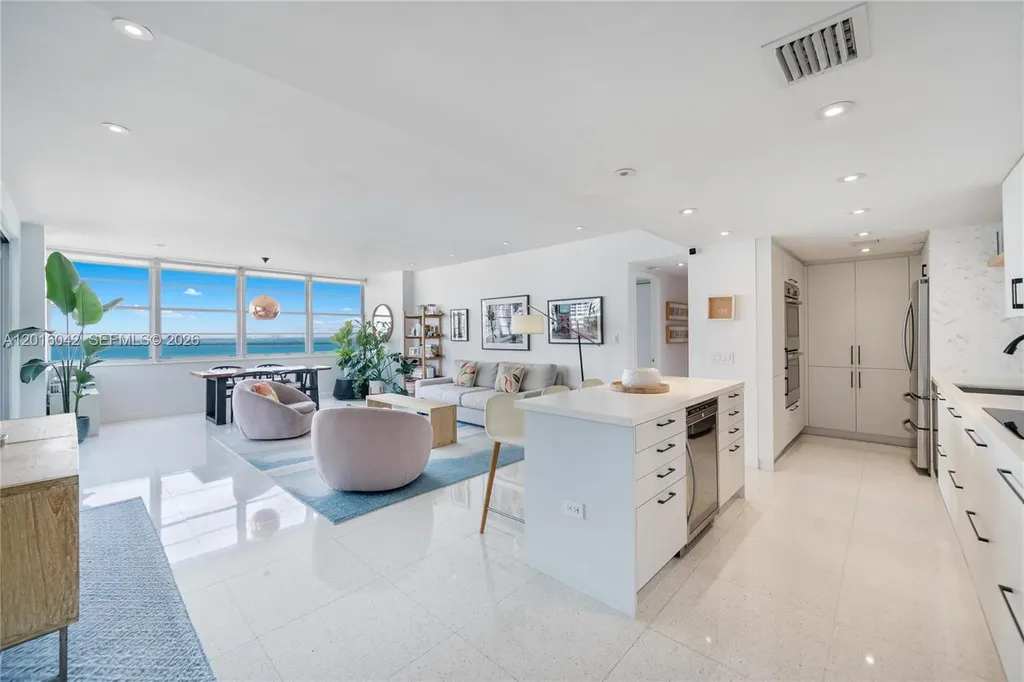 20 Island Avenue Miami Beach FL 33139