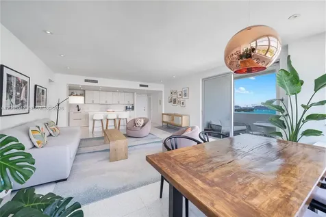 20 Island Avenue Miami Beach FL 33139