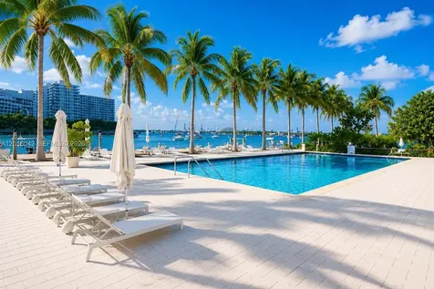 20 Island Avenue Miami Beach FL 33139