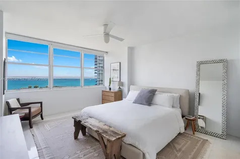 20 Island Avenue Miami Beach FL 33139