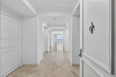 808 Brickell Key Drive Miami FL 33131