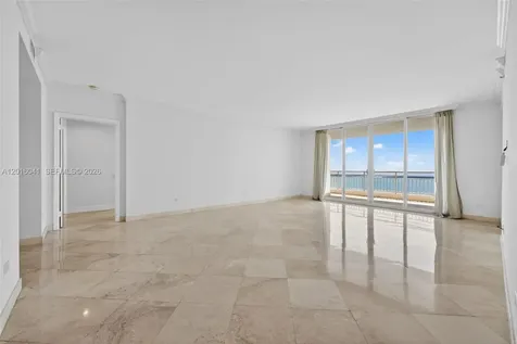 808 Brickell Key Drive Miami FL 33131