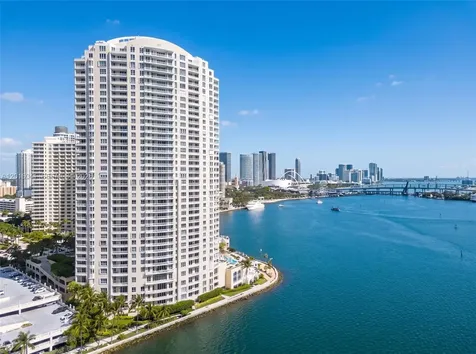 808 Brickell Key Drive Miami FL 33131