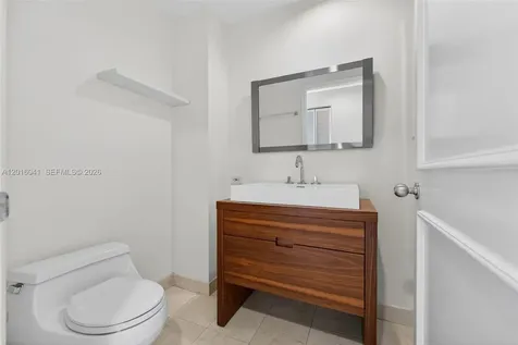 808 Brickell Key Drive Miami FL 33131