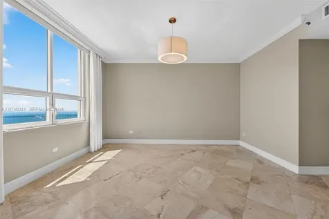 808 Brickell Key Drive Miami FL 33131
