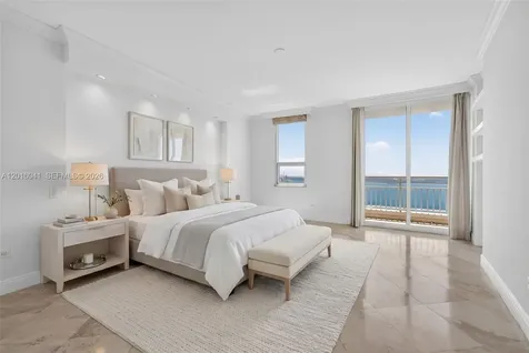 808 Brickell Key Drive Miami FL 33131