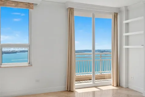 808 Brickell Key Drive Miami FL 33131