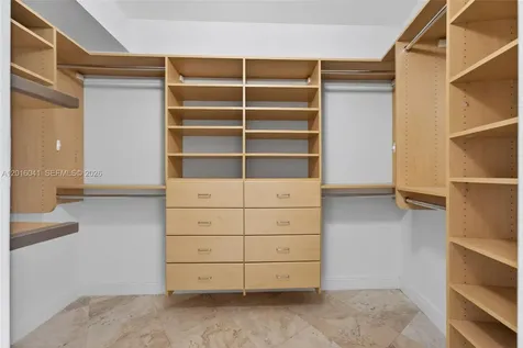 808 Brickell Key Drive Miami FL 33131