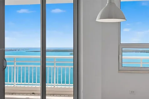 808 Brickell Key Drive Miami FL 33131