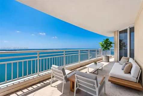808 Brickell Key Drive Miami FL 33131