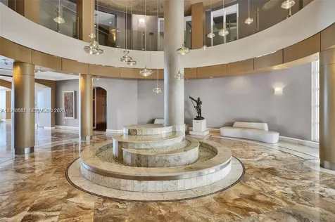 808 Brickell Key Drive Miami FL 33131